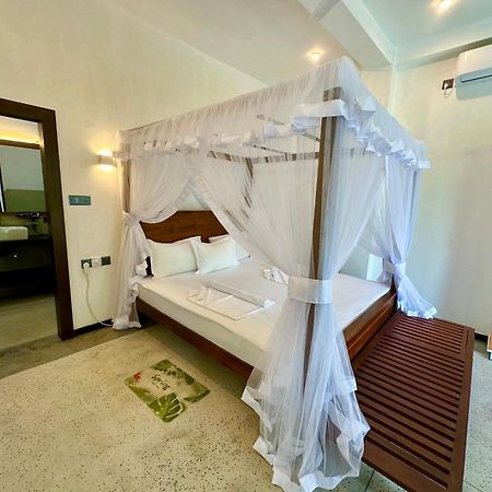 Love Island Galle Exterior foto